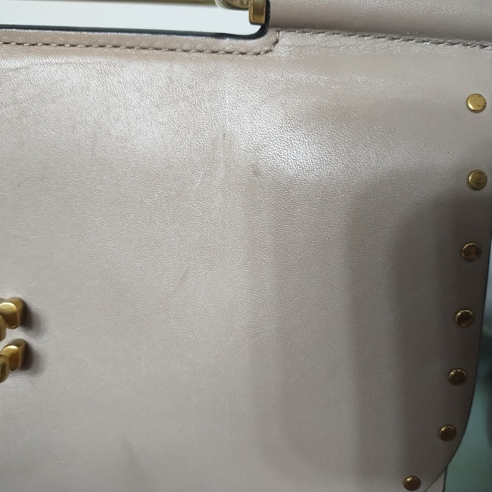 Used Ellie With Rivets - Picture 8 of 16